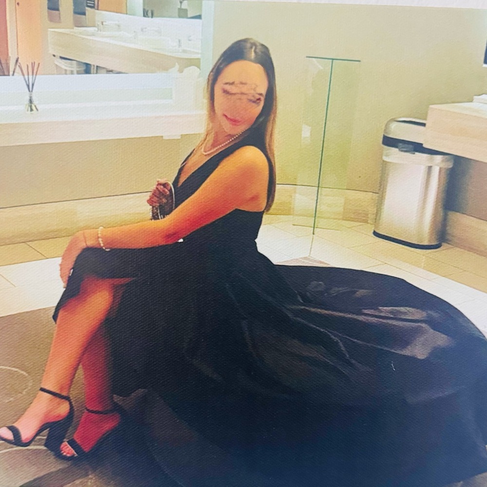 Sophisticated Black Maxi Dress